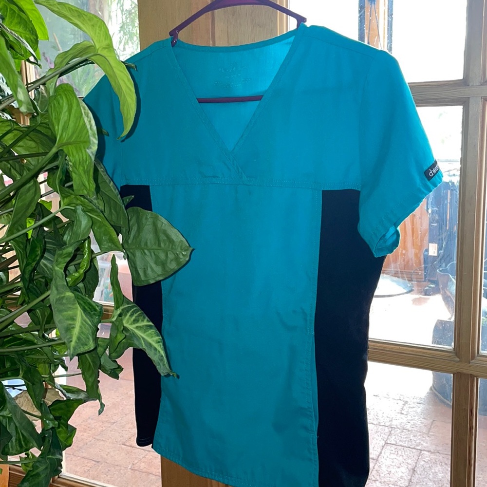 Scrub Top
